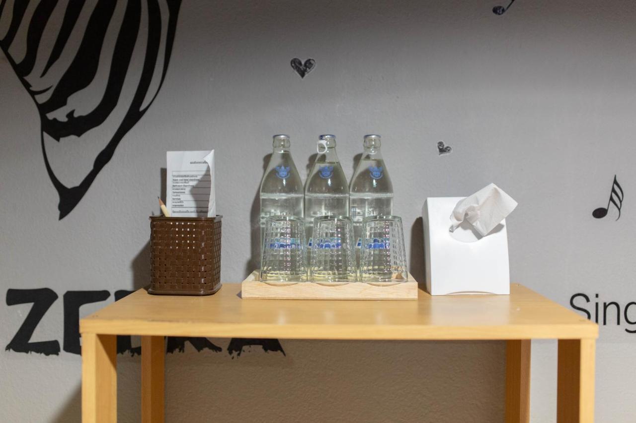 La Belle Nuit House Hostel Chiang Mai Ngoại thất bức ảnh
