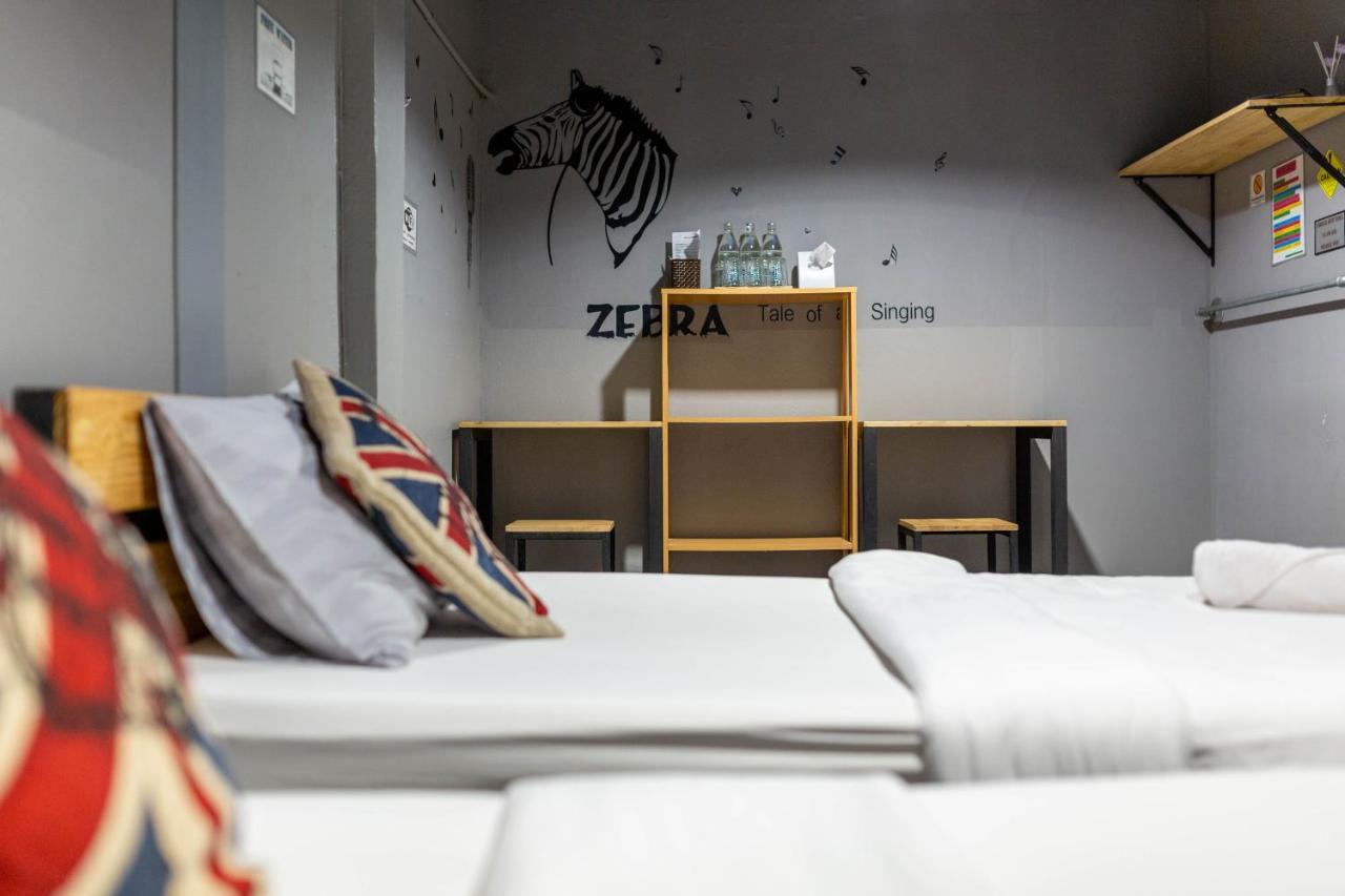 La Belle Nuit House Hostel Chiang Mai Ngoại thất bức ảnh