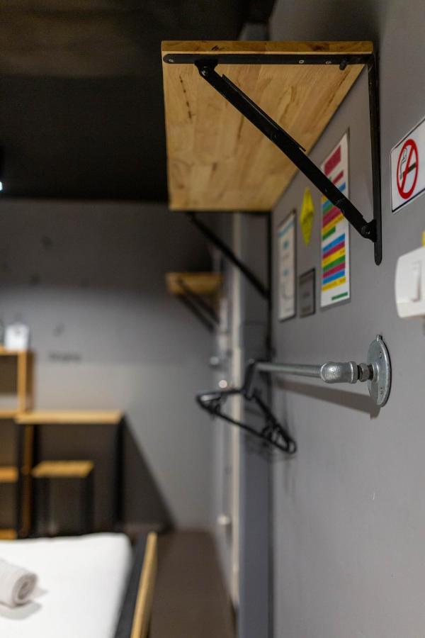 La Belle Nuit House Hostel Chiang Mai Ngoại thất bức ảnh