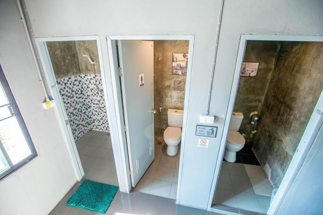 La Belle Nuit House Hostel Chiang Mai Ngoại thất bức ảnh