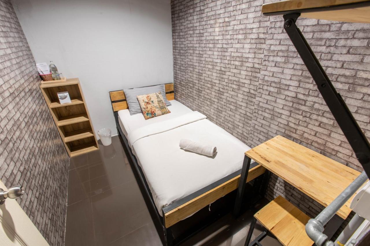 La Belle Nuit House Hostel Chiang Mai Ngoại thất bức ảnh